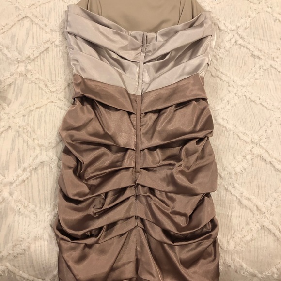 Dress - Picture 4 of 4